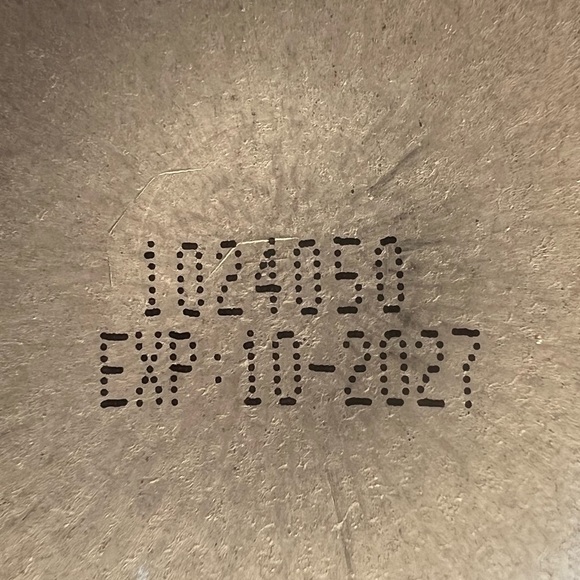 COOLA Clear Sunscreen Spray SPF 50 - Picture 9 of 9